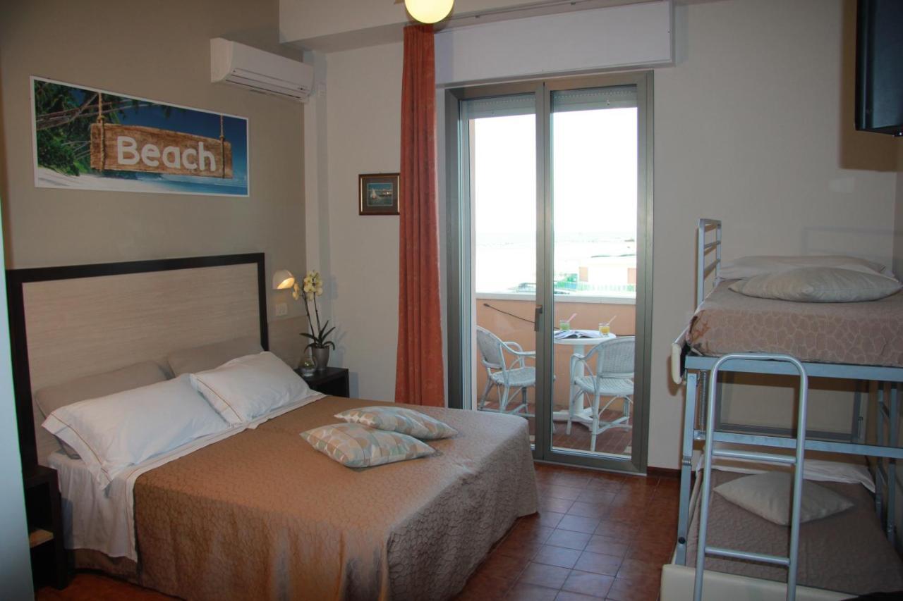 Miomar Hotel 3*